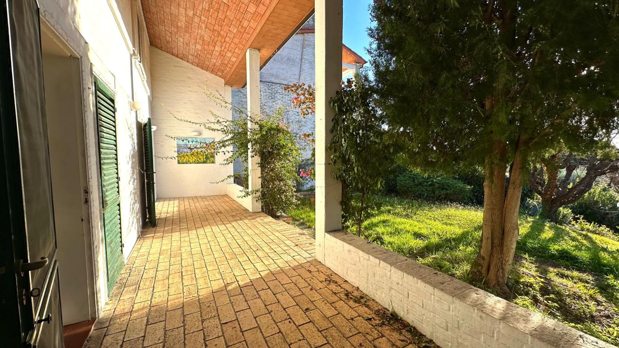 N207 - Numana, Deliziosa Villetta Con Giardino Экстерьер фото